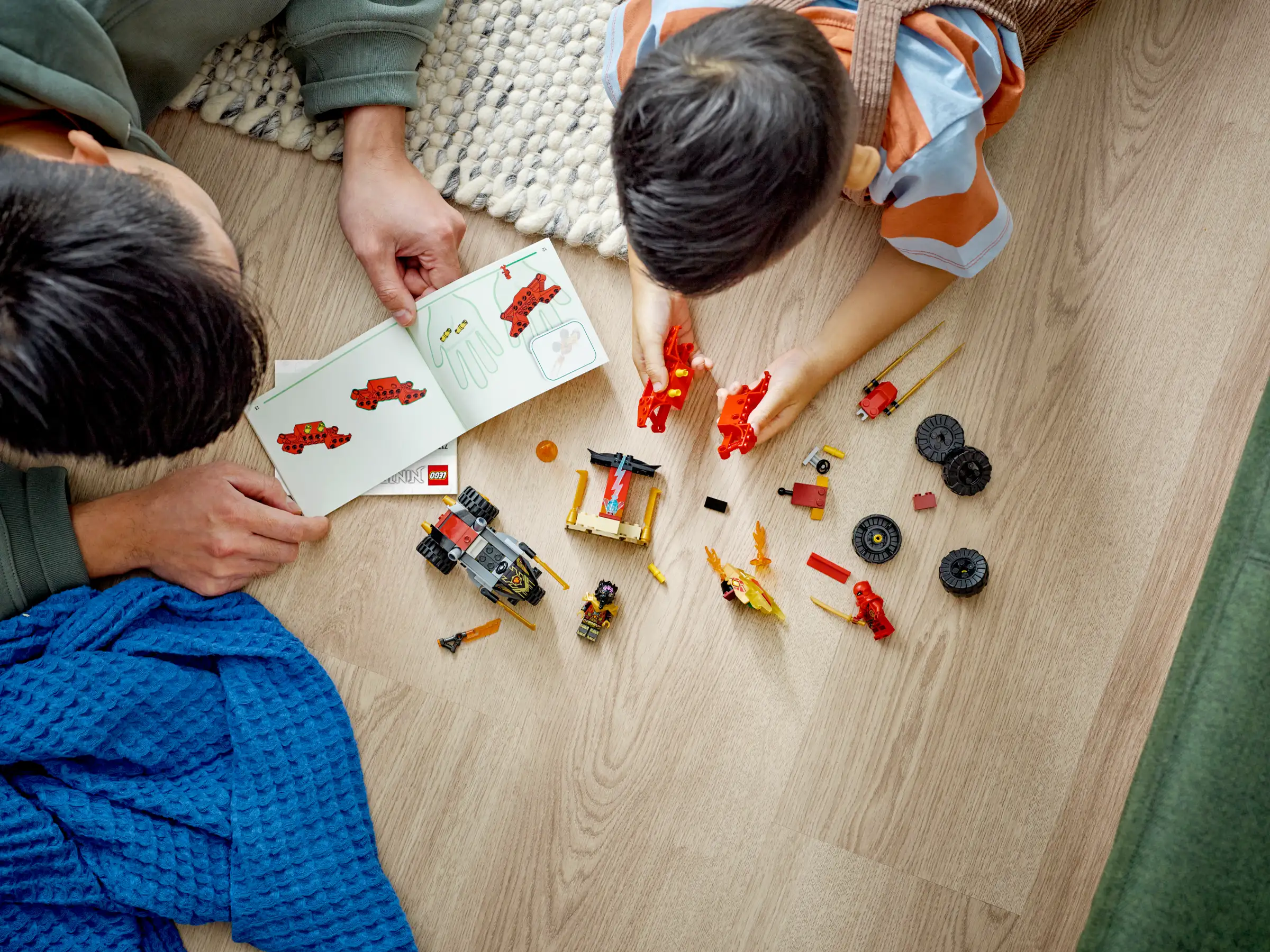 LEGO NINJAGO 71789 Kai and Rass Car and Bike Battle 7