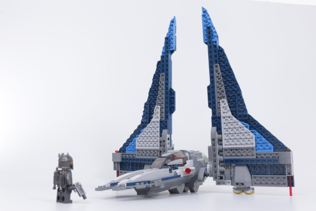 LEGO Star Wars 75316 Mandalorian Starfighter review 14