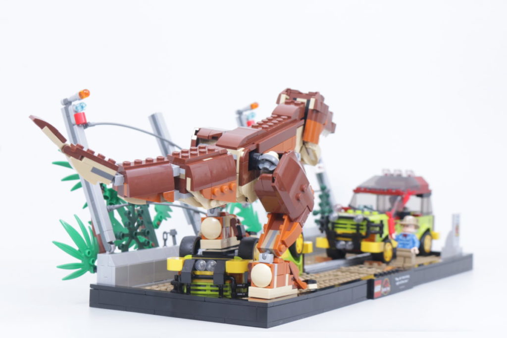 LEGO Jurassic Park 76956 T. rex Breakout review 7 1024x683