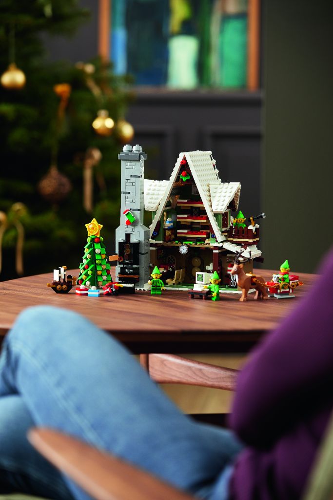 LEGO 10275 Elf Club House 27