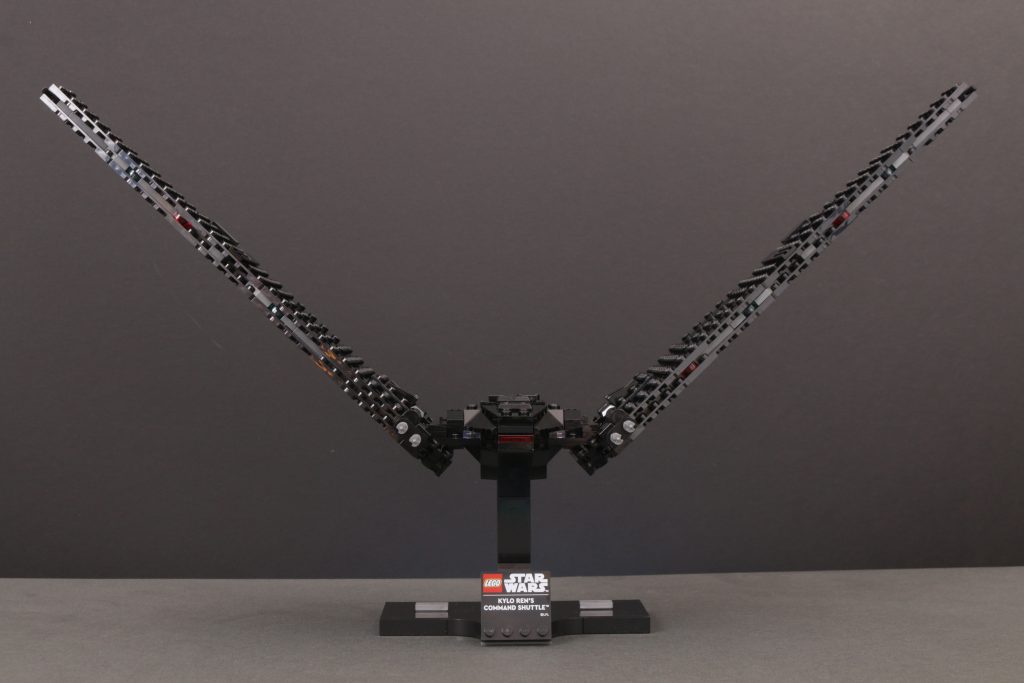 LEGO Star Wars 75406 Kylo Rens Command Shuttle review 9 1024x683