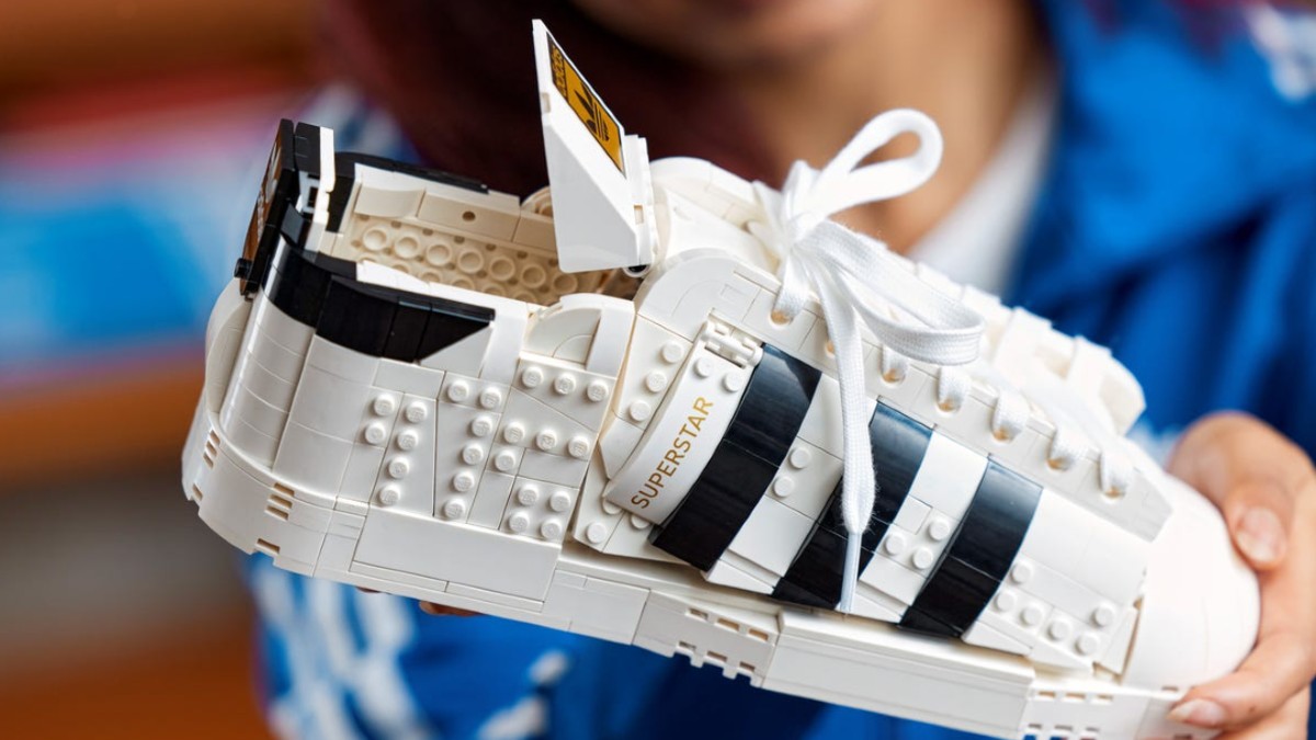 This LEGO Adidas Superstar mech model was made for walking