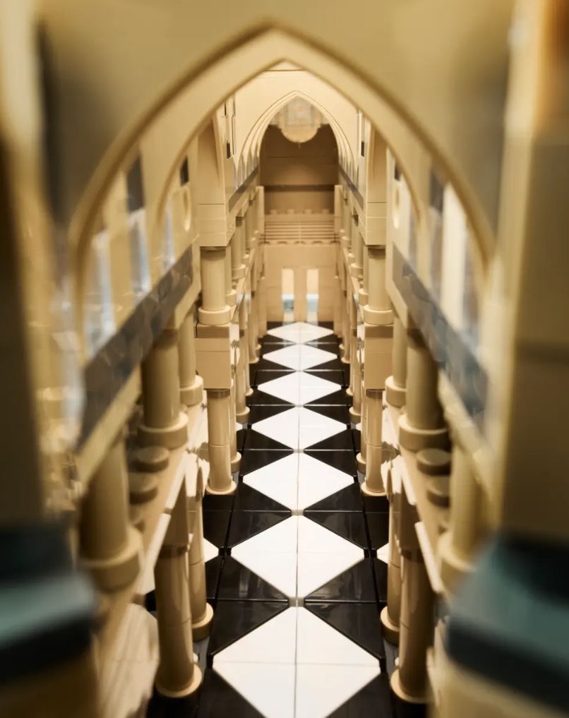 LEGO Architecture 21061 Notre Dame de Paris 15